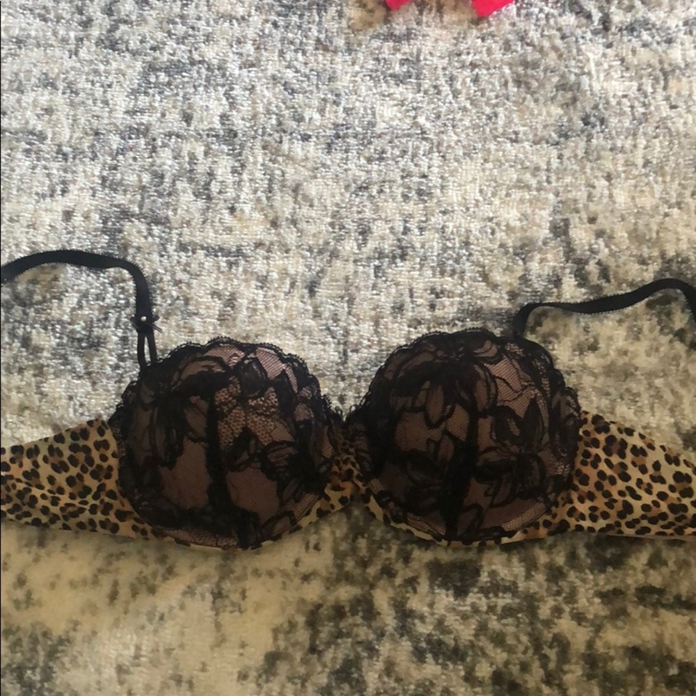 Victoria Secrets bra